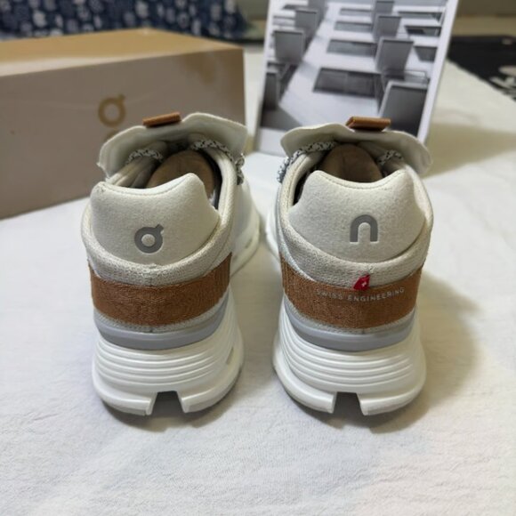 On Running White and Brown Platform Shoes - Picture 4 of 5